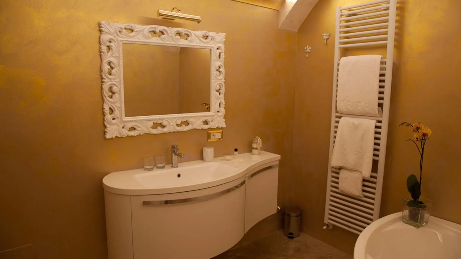 Relais Montemaggiore Bettolle Bed & Breakfast