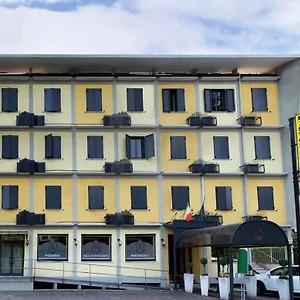 Hotel Ristorante Tre Leoni Somma Lombardo